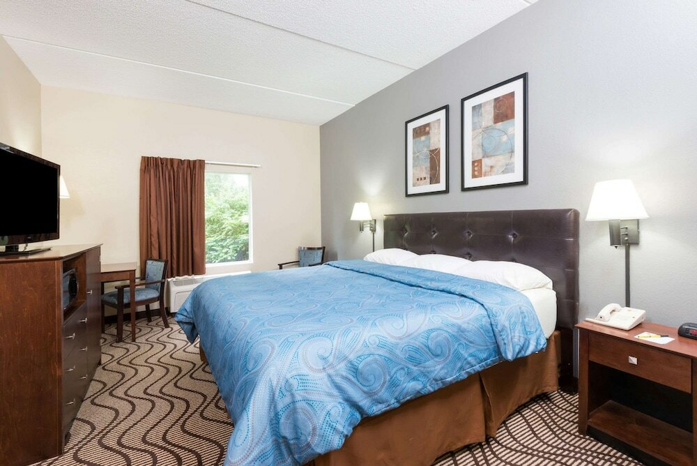 Фото Super 8 by Wyndham Mars/Cranberry/Pittsburgh Area