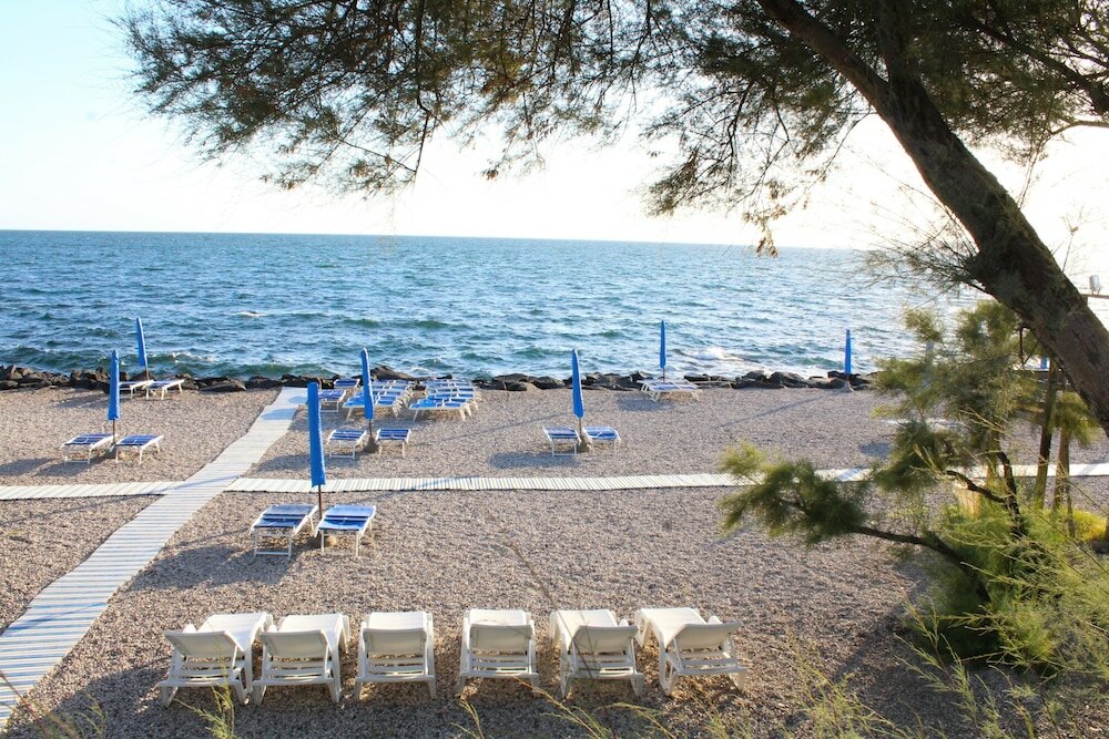 Фото Hotel Puntaquattroventi