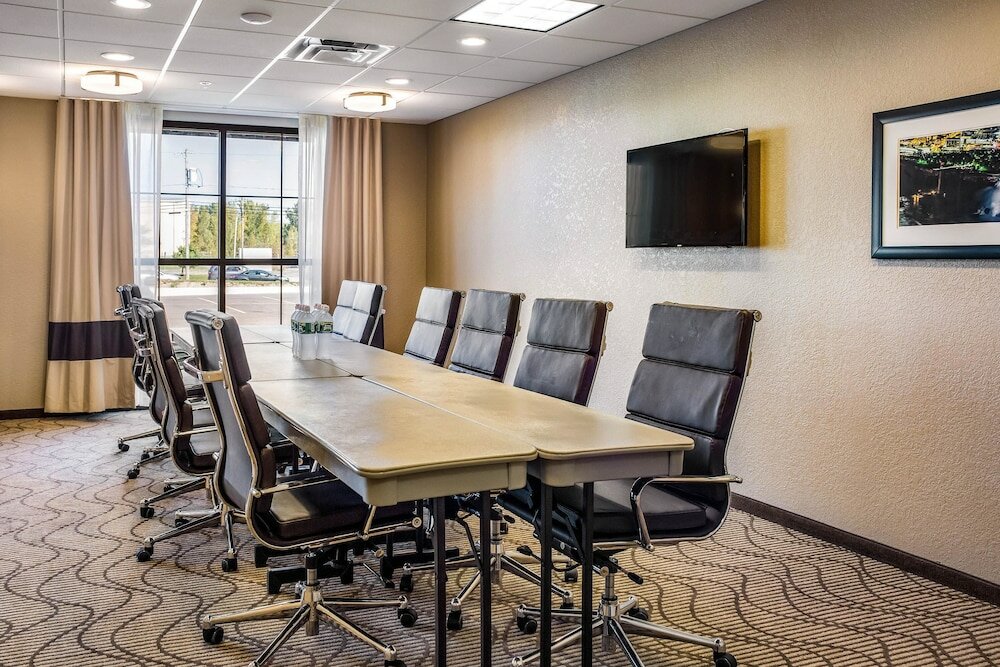 Фото Comfort Inn & Suites Niagara Falls Blvd USA