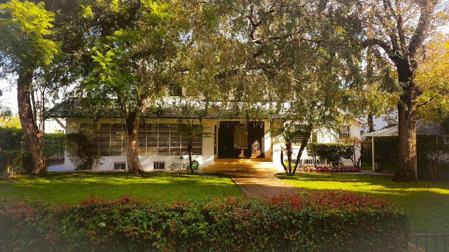 Фото Orange Drive Hostel