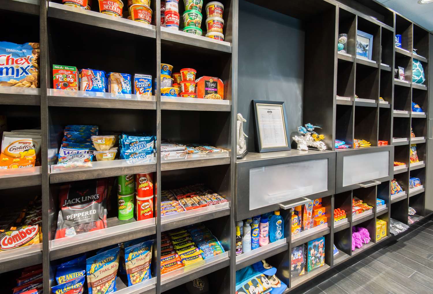 Фото Hampton Inn & Suites Orlando At SeaWorld