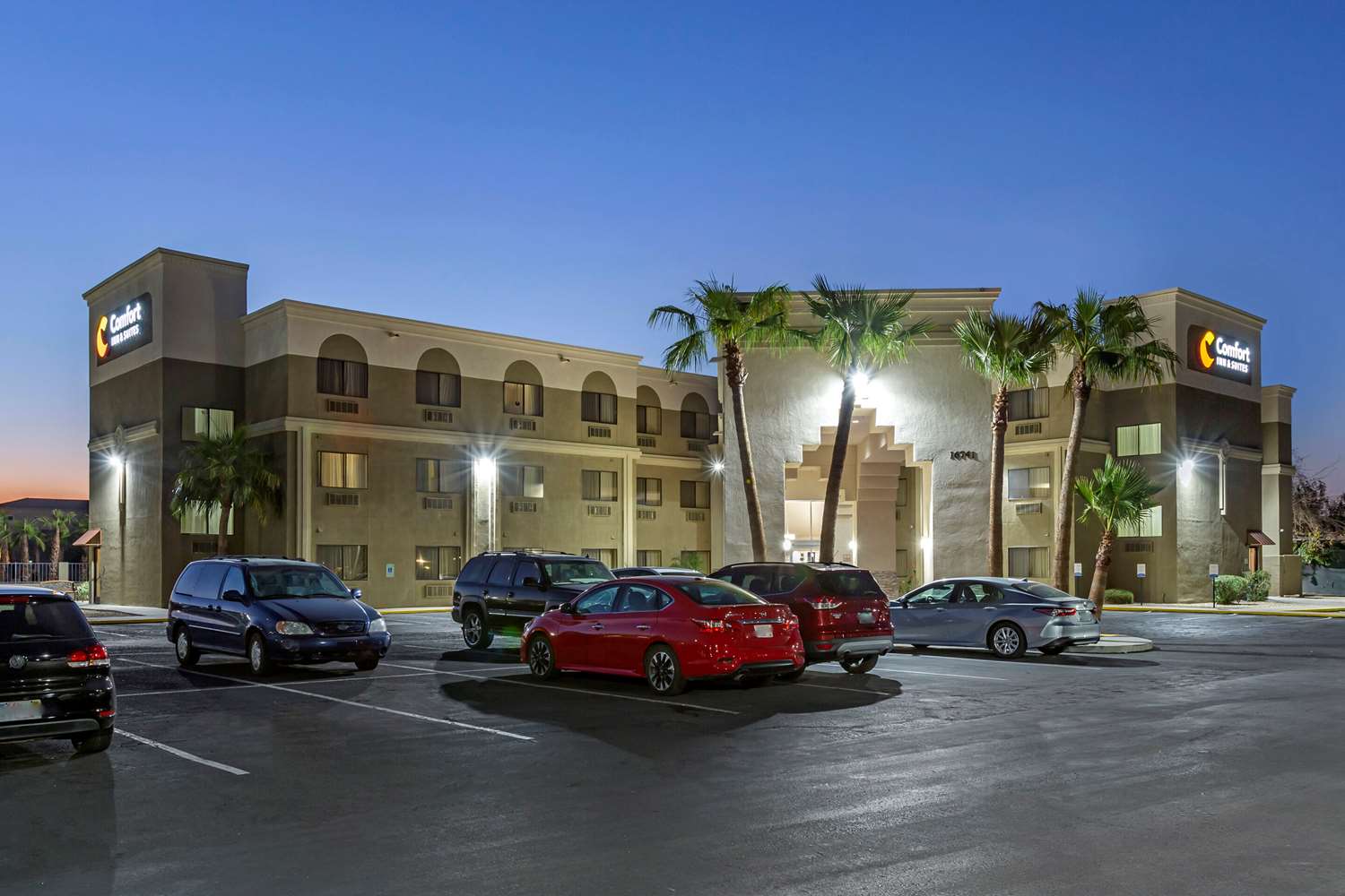 Фото Comfort Inn & Suites Surprise Near Sun City West
