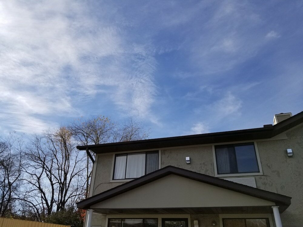 Фото Super 8 by Wyndham Delmont