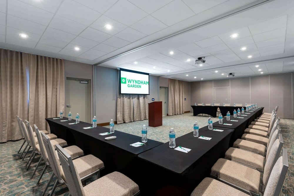 Фото Wyndham Garden Miami International Airport