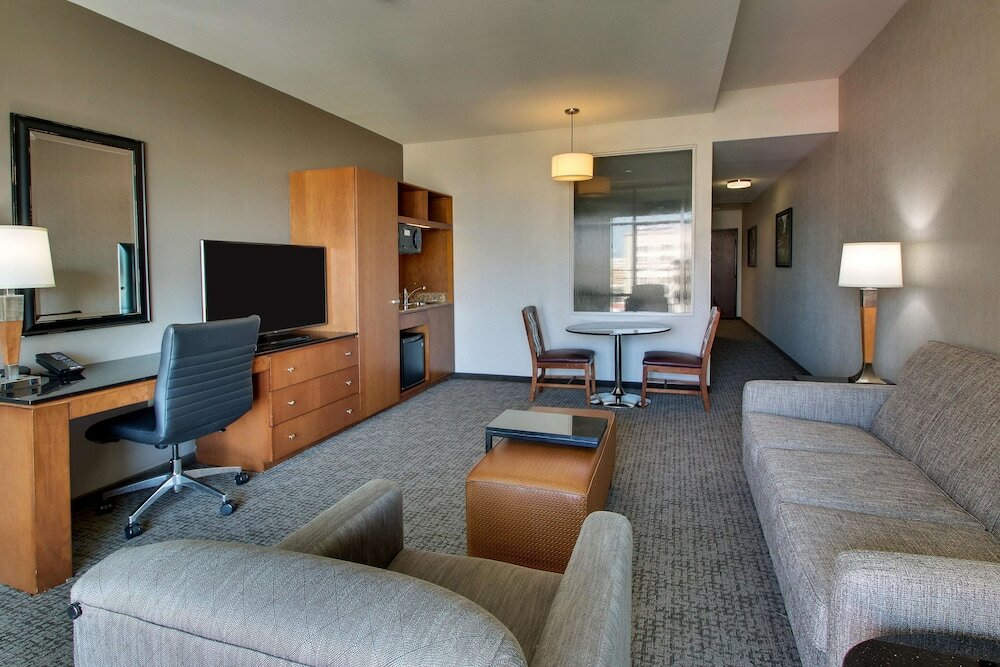 Фото Drury Plaza Hotel San Antonio Riverwalk