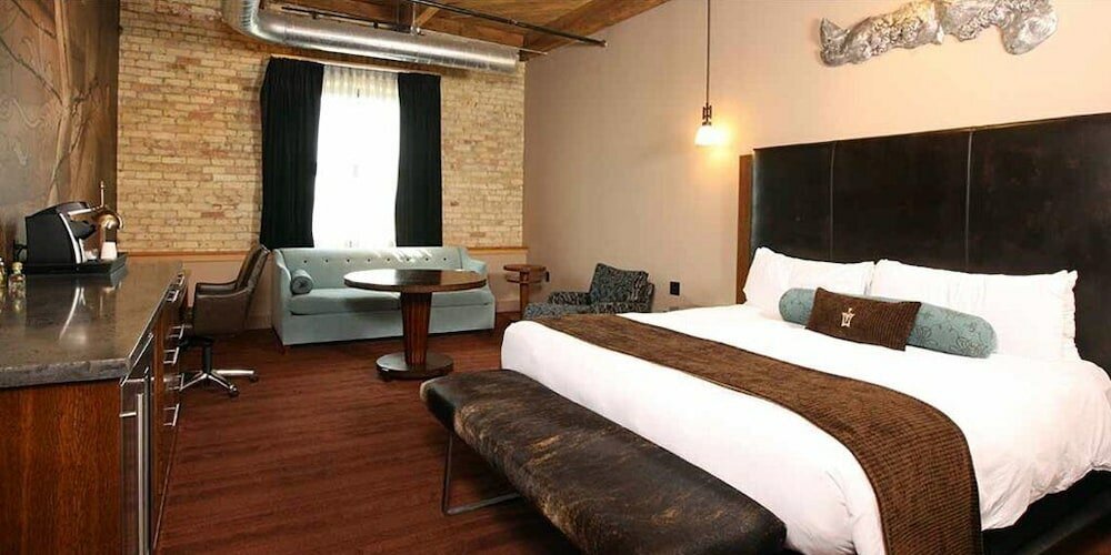 Фото The Iron Horse Hotel