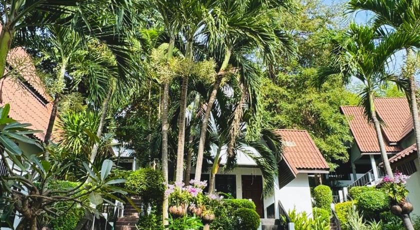 Фото Tok's Little Hut