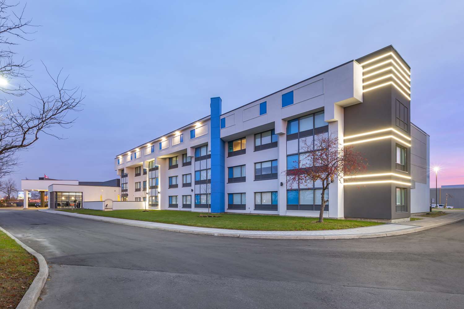 Фото GLō Best Western Mississauga Corporate Centre