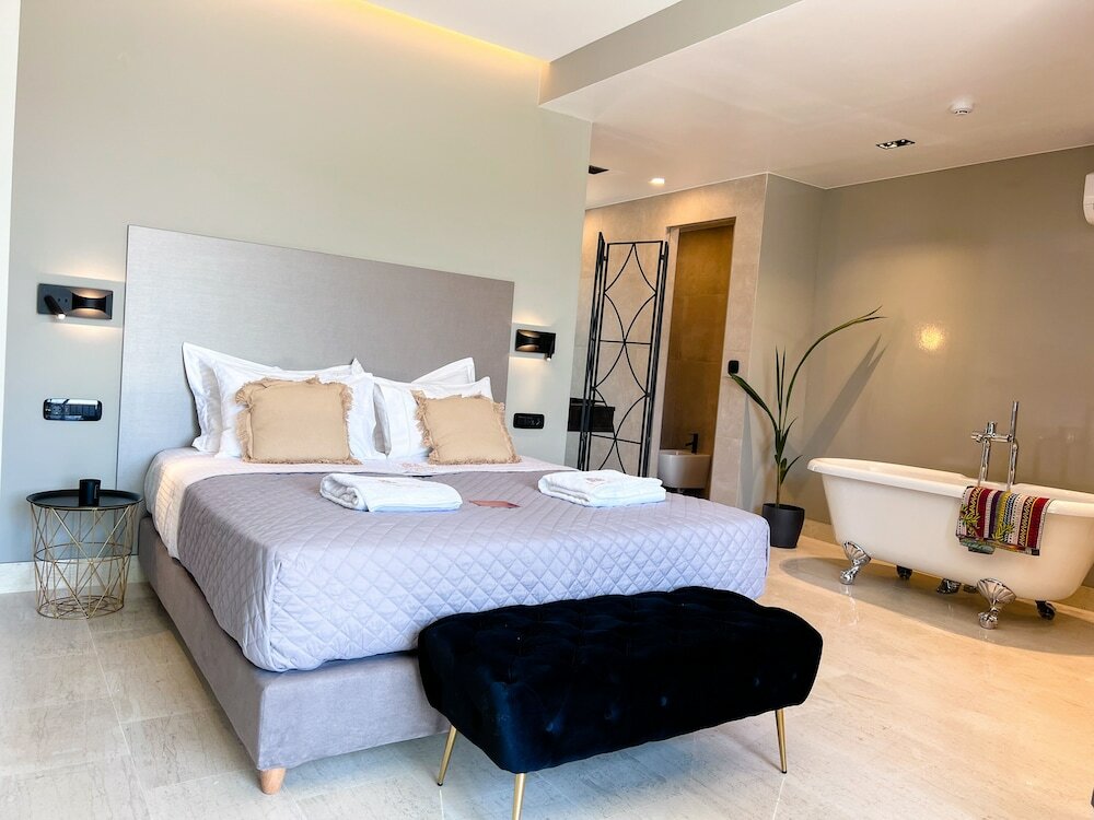 Фото Royalty Suites Psyrri