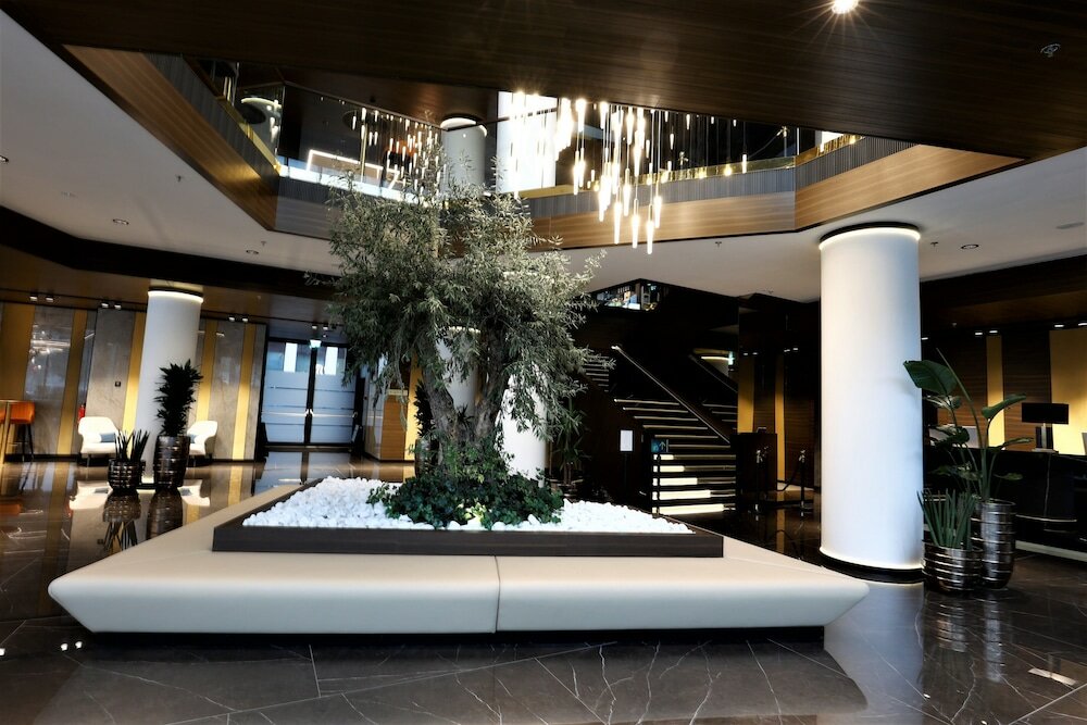 Фото Grand Plaza Hotel and Congress Centre