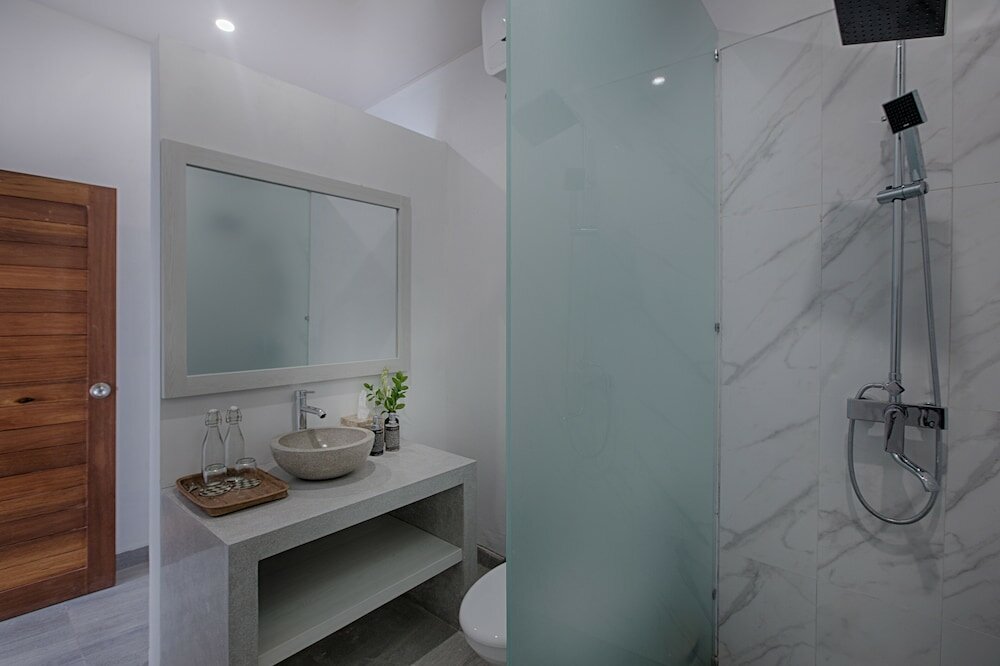 Фото Maisaba Canggu Hotel & Coworking Space