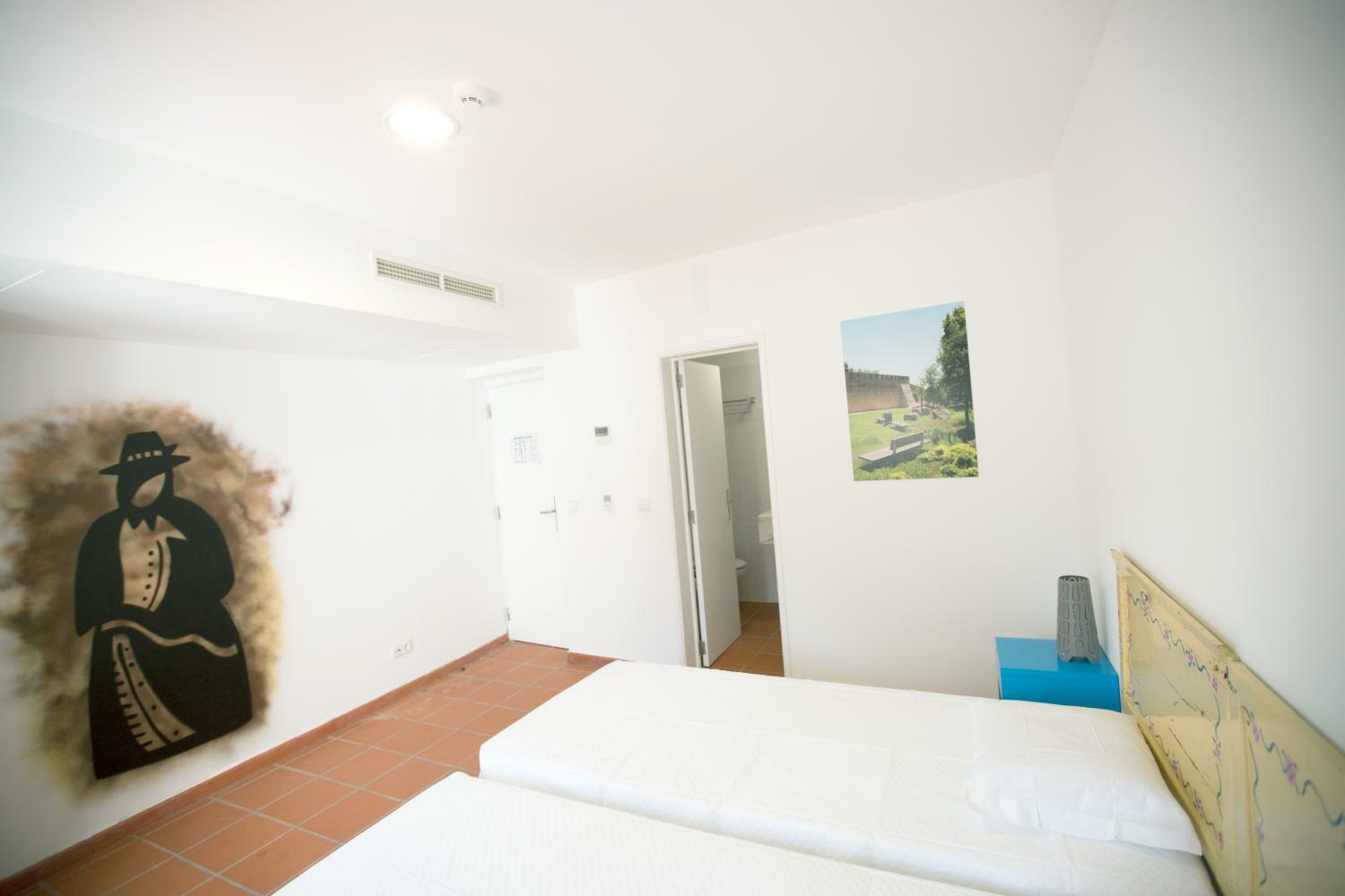 Фото Hi Évora – Pousada de Juventude