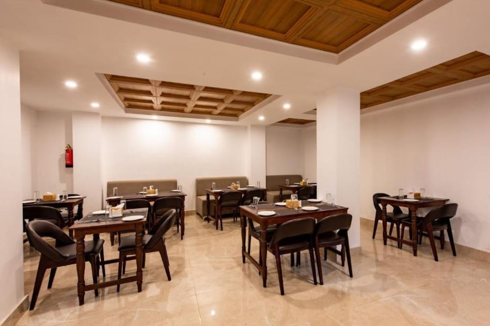 Фото Hotel Ama-La, Thamel, Kathmandu