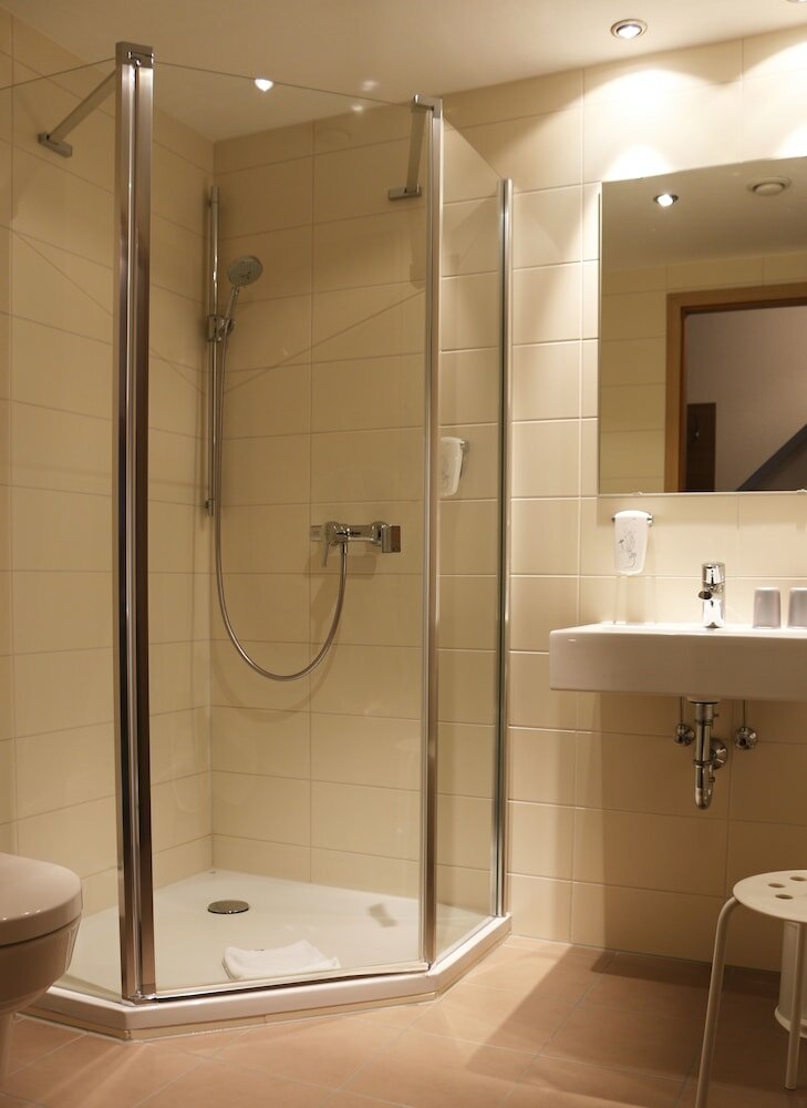 Фото Hotel Rössle Berneck