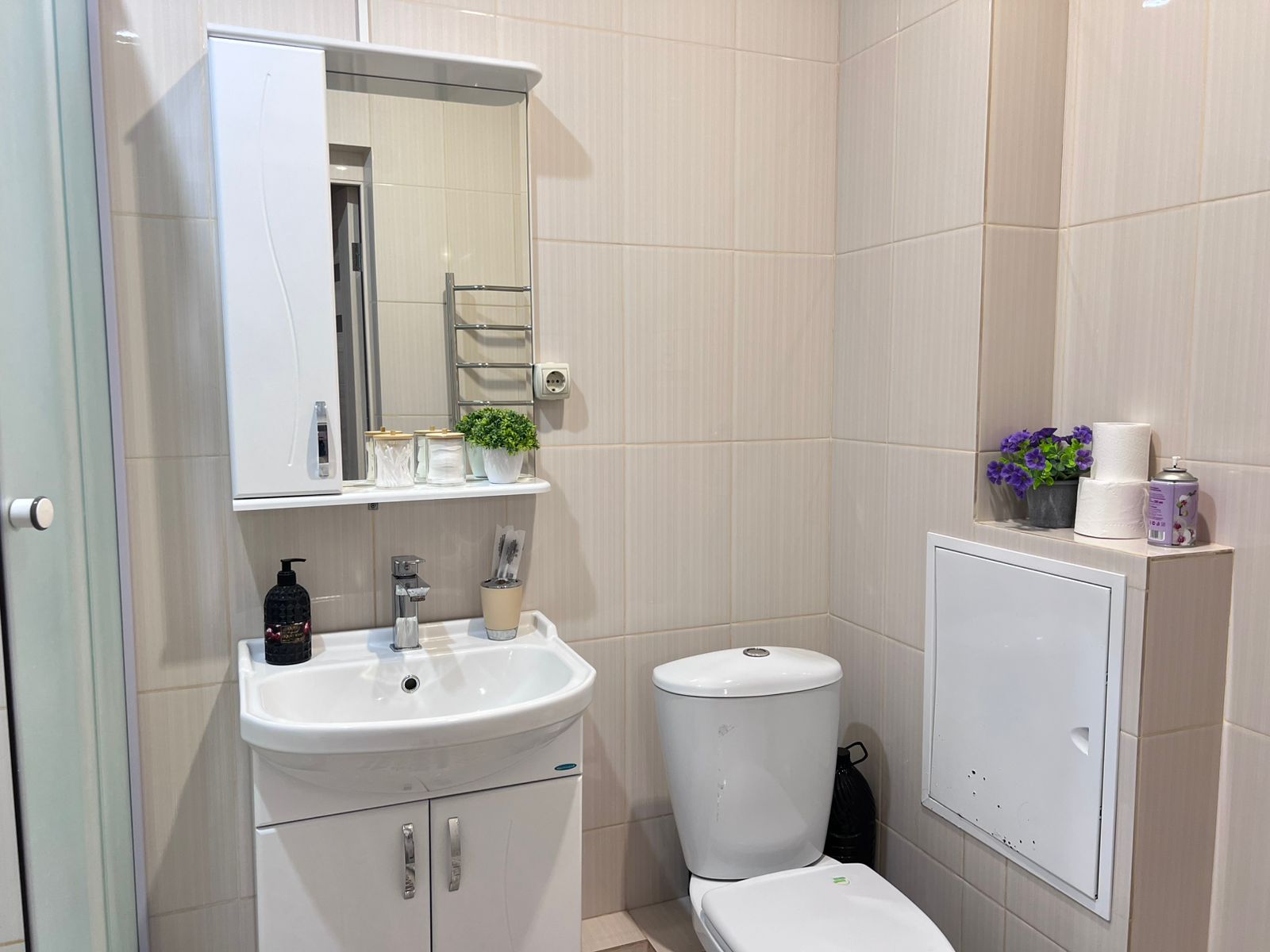 Фото Уютная Квартира у Храма Золотая Обитель Будды Шакьямуни