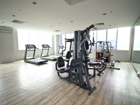 Фото Tower Regency Hotel & Apartments