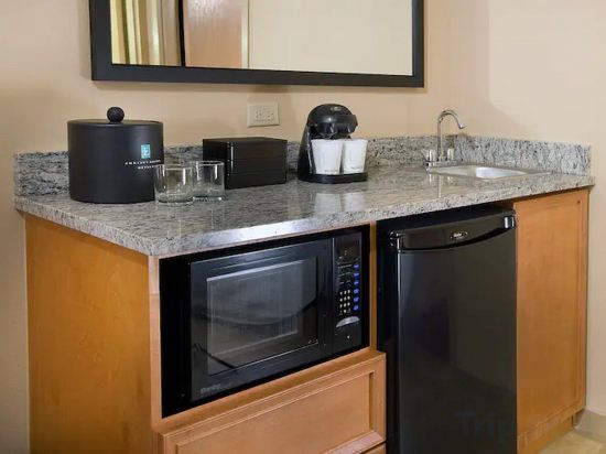 Фото Embassy Suites Hotel Kansas City - International Airport