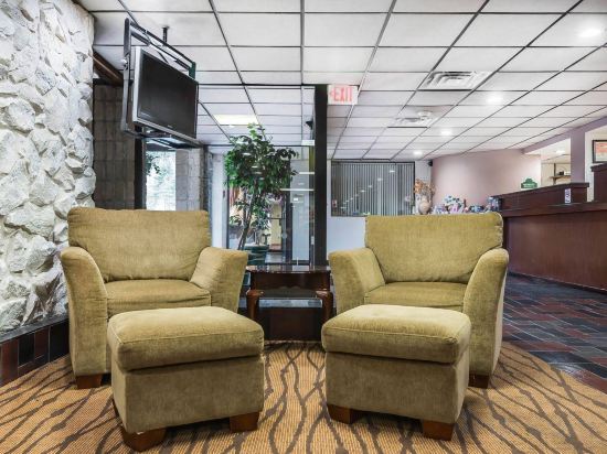 Фото Quality Inn & Suites Binghamton Vestal