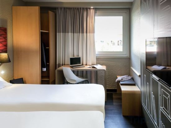 Фото Ibis Sallanches Porte du Mont Blanc