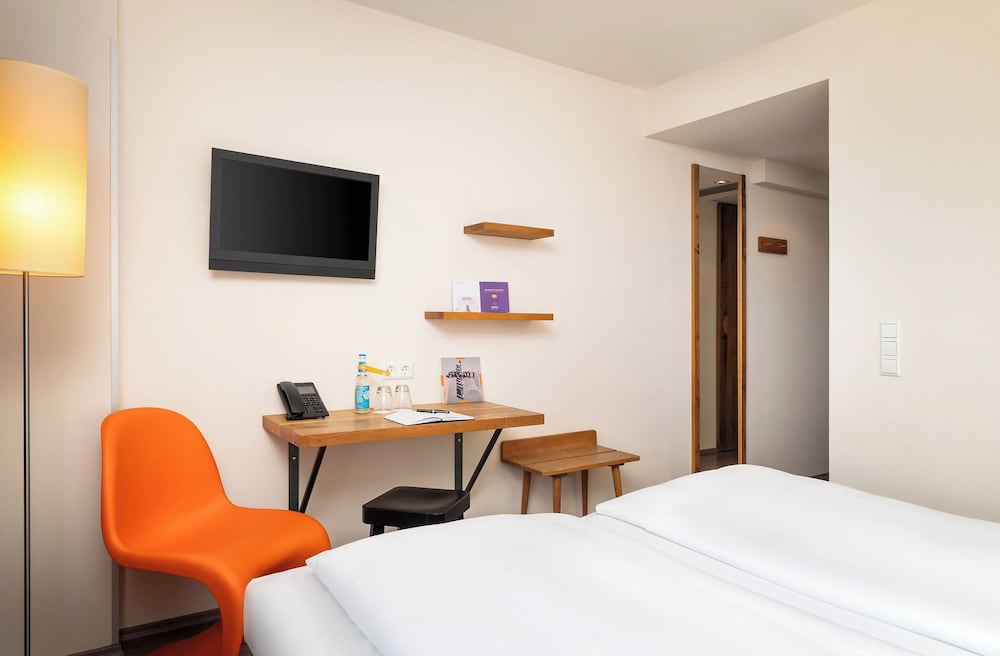 Фото Mainhaus Stadthotel Frankfurt