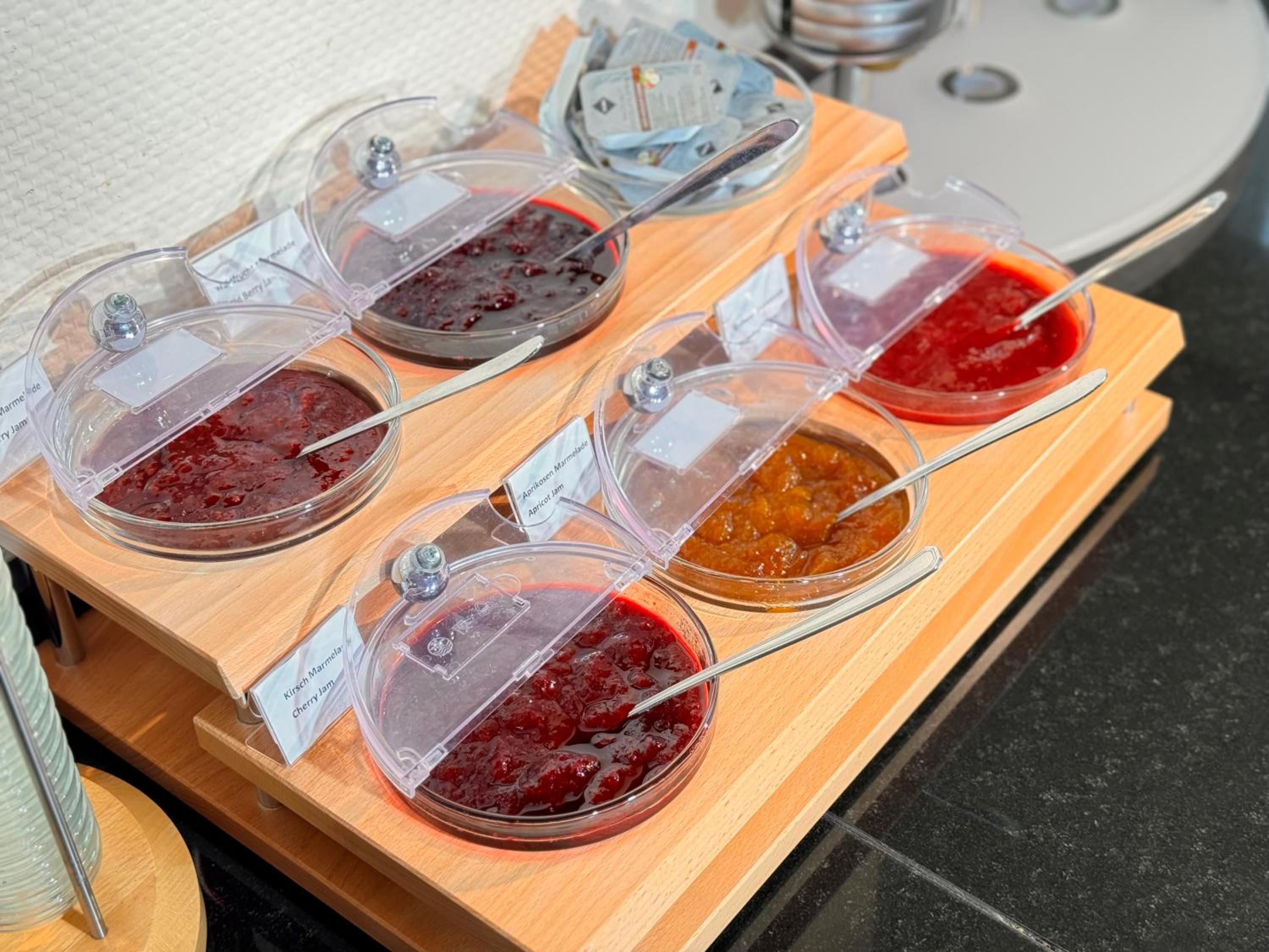 Фото Hotel Rhein-Ruhr