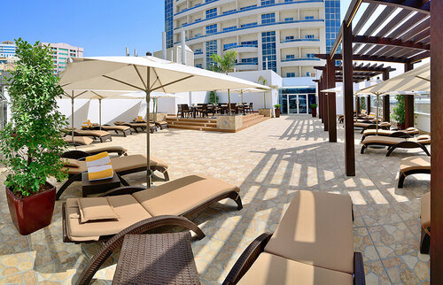 Гостиница Golden Sands Hotel & Residences в Шардже