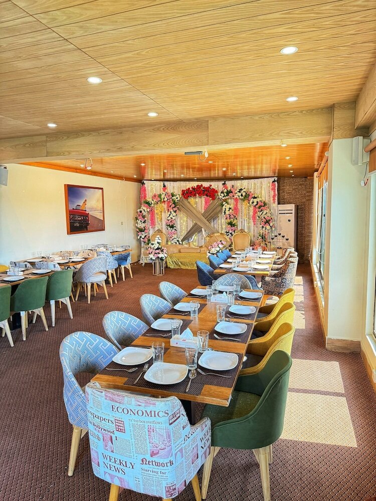 Фото Grand Islamabad Hotel