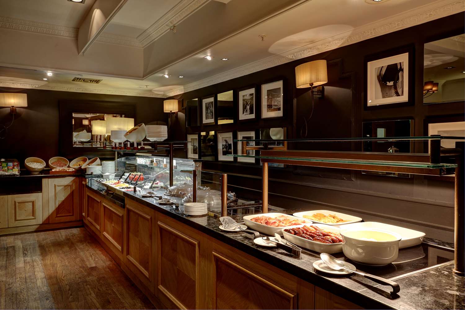 Фото DoubleTree by Hilton Hotel Dunblane Hydro