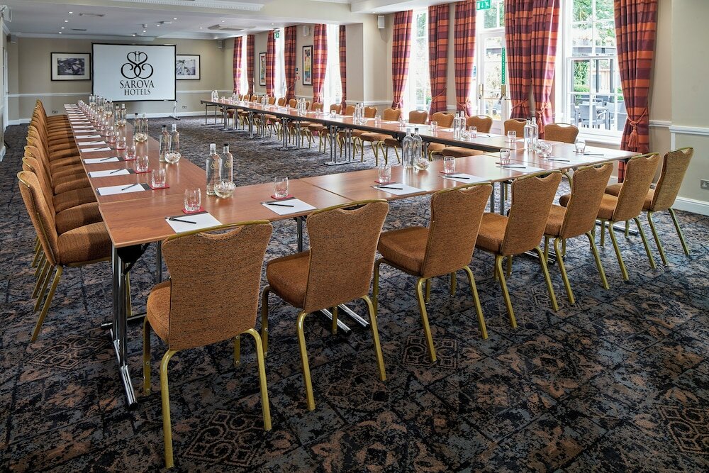 Фото Sir Christopher Wren Hotel