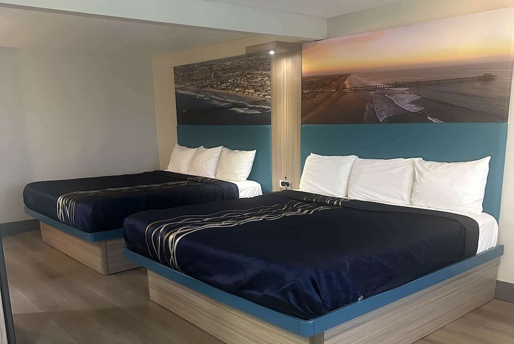 Фото Super 8 by Wyndham Oceanside Downtown