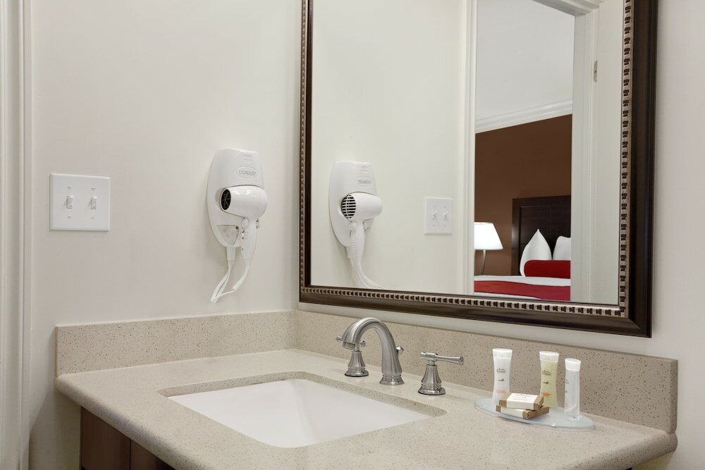 Фото Best Western Plus La Mid Town Hotel
