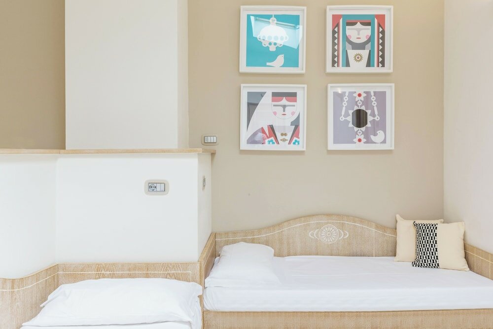 Фото Hotel Domomea