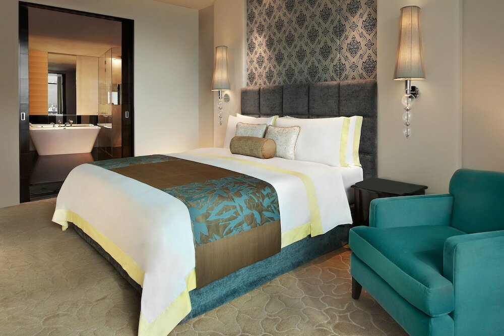 Фото The St. Regis Bangkok