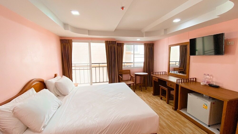 Фото A. A. Pattaya Golden Beach Hotel