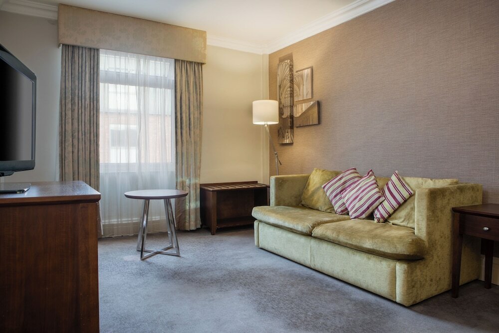 Фото Mercure Winchester Wessex Hotel