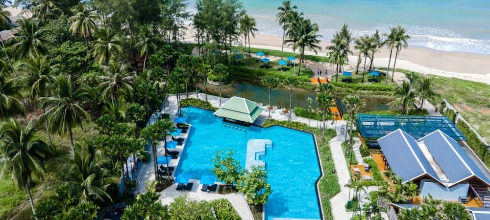 Фото Grand Mercure Khao Lak Bangsak