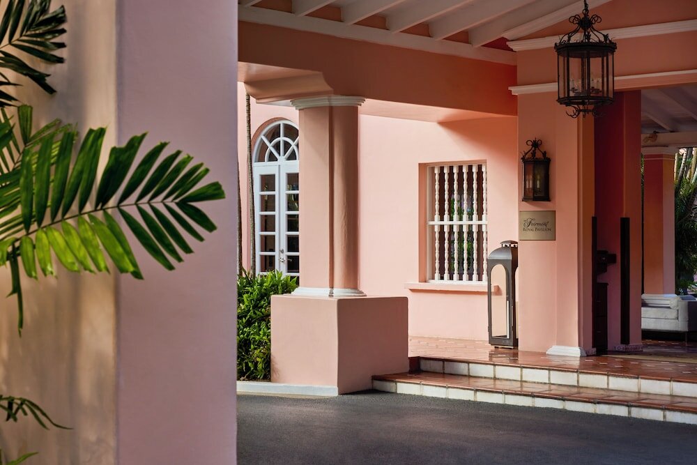 Фото Fairmont Royal Pavilion