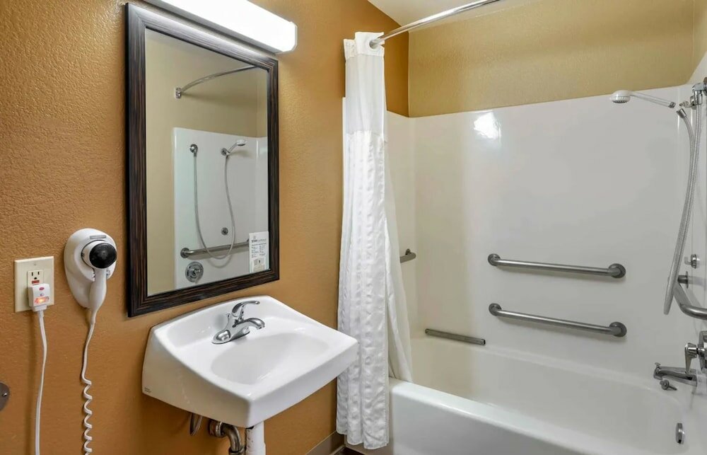 Фото Extended Stay America Suites Los Angeles La Mirada