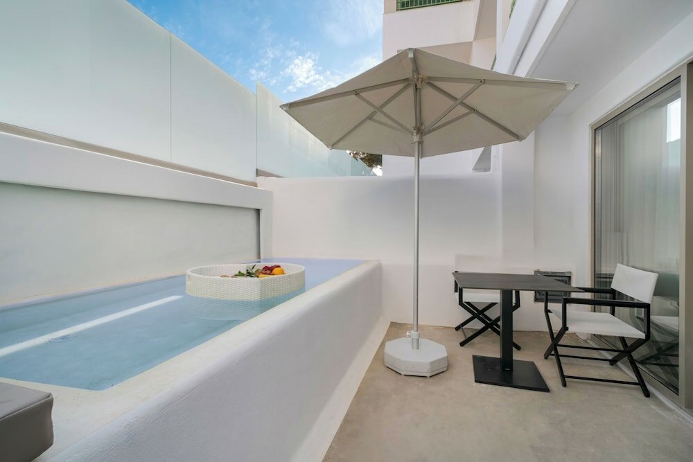 Фото Knossos Beach Bungalows Suites Resort & SPA
