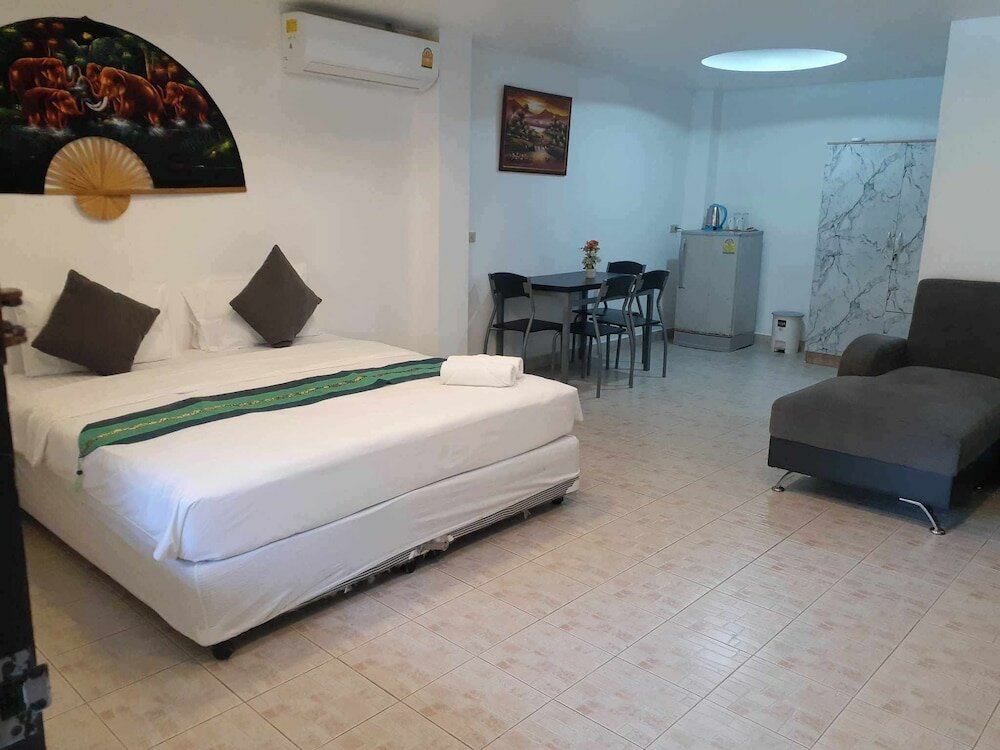 Фото Phratamnak Inn