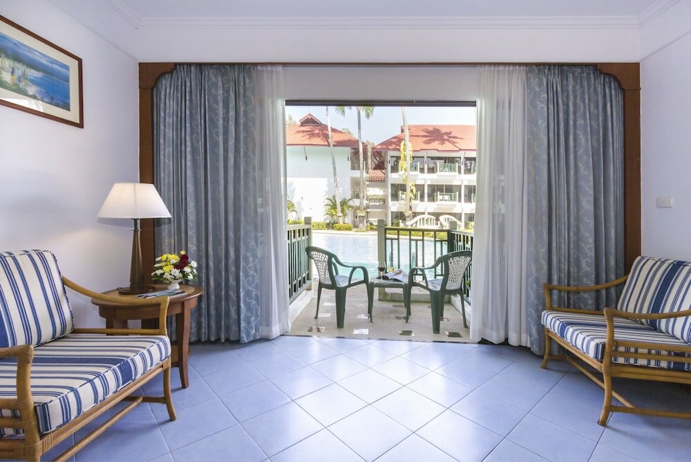 Фото Amora Beach Resort Phuket