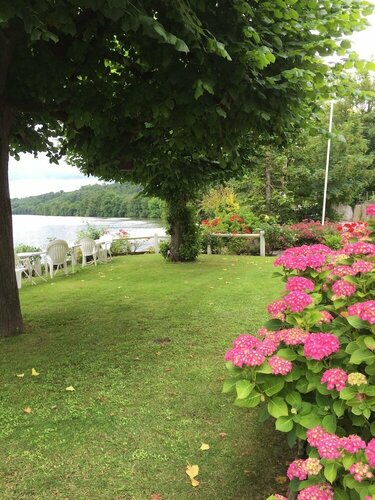 Внешний вид отеля Hostellerie du Pavillon St Hubert в Гувьё, фото 4