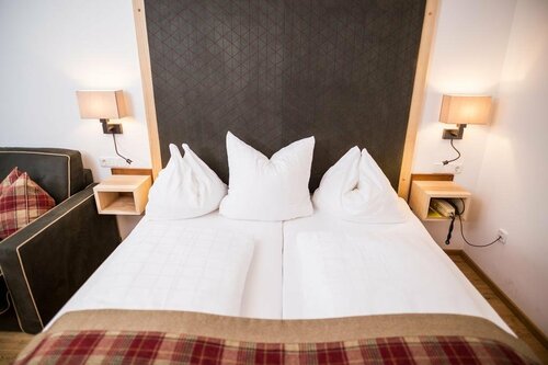 Внешний вид отеля Sperlhof в Виндишгарстене, фото 5