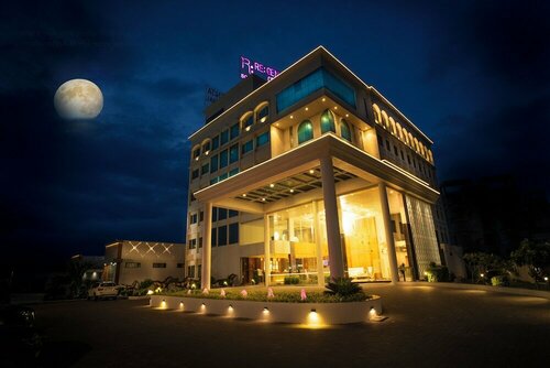 Гостиница Regenta Central Somnath в Веравале