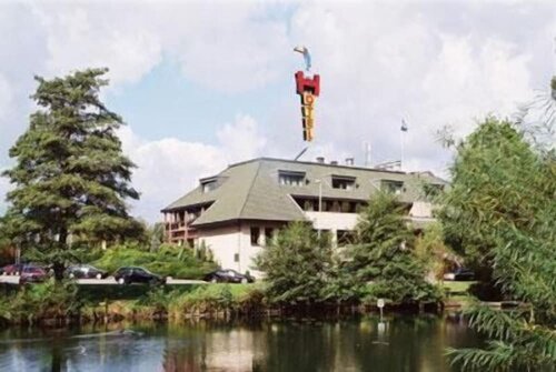 Гостиница Van der Valk Hotel Moers в Мёрсе