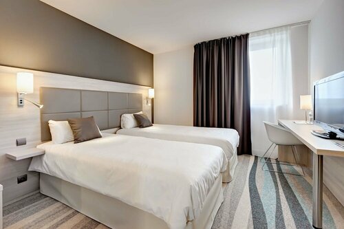 Гостиница Brit Hotel Vendee Mer в Ла-Роше-сюре-Йоне