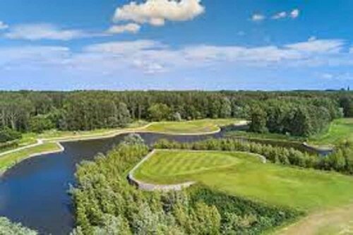 Гостиница Campanile Dunkerque Sud - Loon Plage в Сенте-Омере