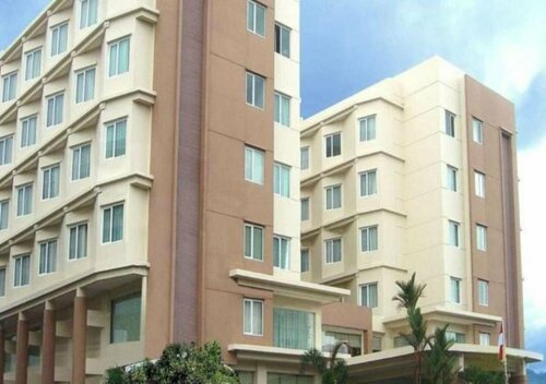 Гостиница Manado Quality Hotel в Манадо