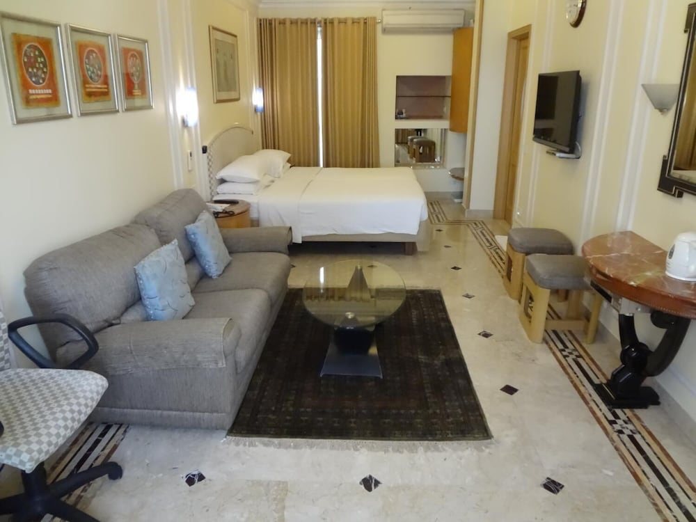 Фото Regency Hotel