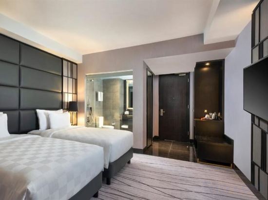 Фото 71761394832